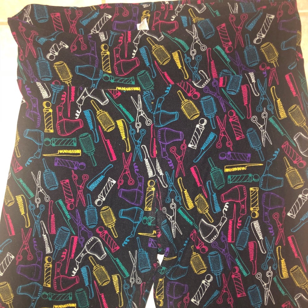 LuLaRoe hairstylist leggings!!!! 💁🏼‍♀️ ✂️